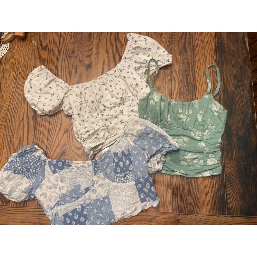 Hollister Crop Top Bundle Women Small Multi Floral Puff Sleeve Ruched 3pc Set